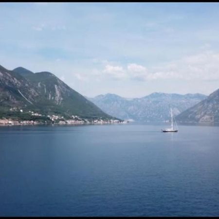 Lovely Apartment Jovan 3,With A View Of The Bay And Free Wi-Fi Kotor Luaran gambar