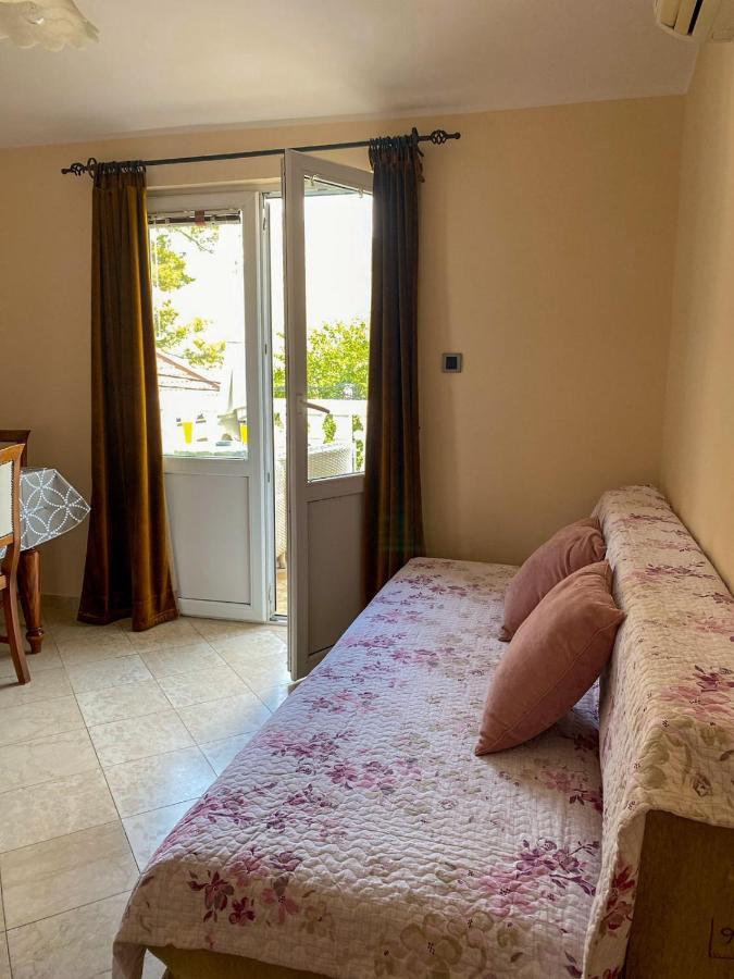 Lovely Apartment Jovan 3,With A View Of The Bay And Free Wi-Fi Kotor Luaran gambar