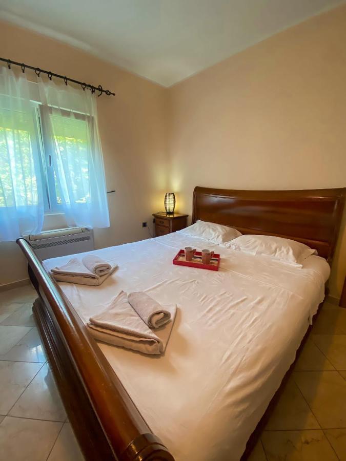 Lovely Apartment Jovan 3,With A View Of The Bay And Free Wi-Fi Kotor Luaran gambar
